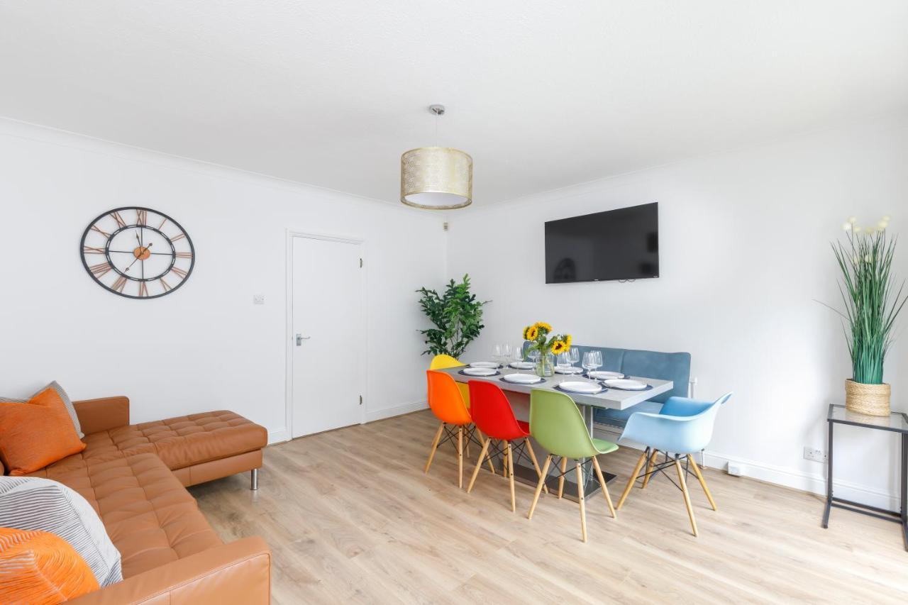 Beachside Retreat 2-Bedroom Gem With Free Private Parking & Outdoor Space 브라이턴 외부 사진
